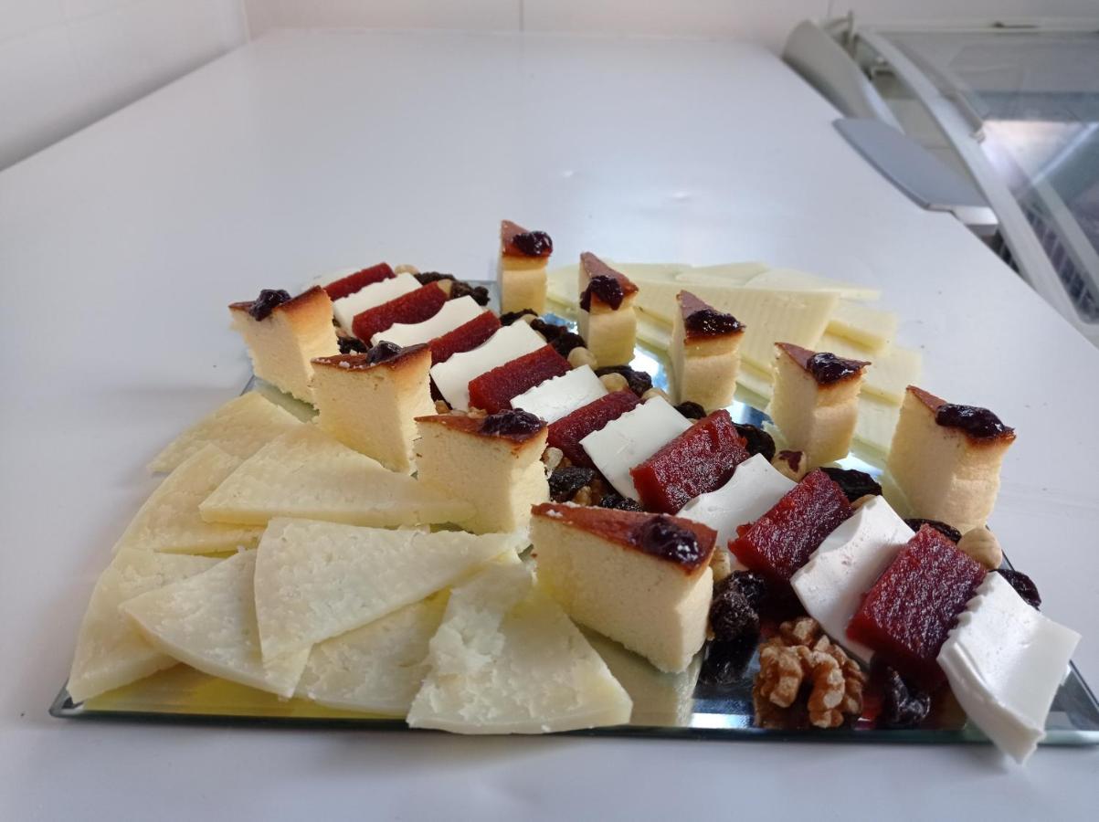 H La Cabana Pozuelo de Alarcón Εξωτερικό φωτογραφία