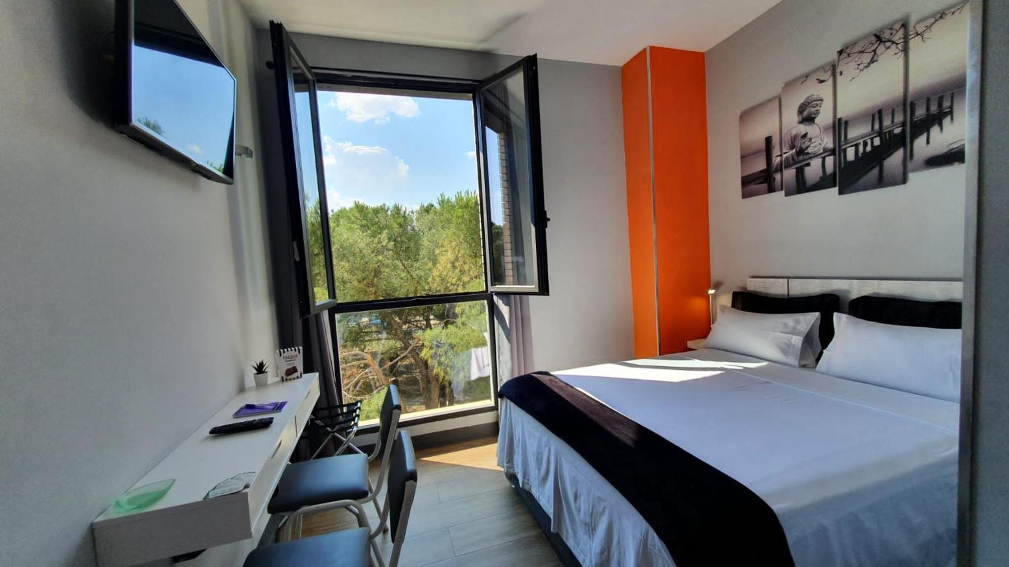 H La Cabana Pozuelo de Alarcón Δωμάτιο φωτογραφία