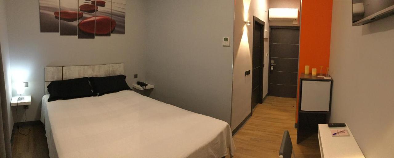 H La Cabana Pozuelo de Alarcón Εξωτερικό φωτογραφία