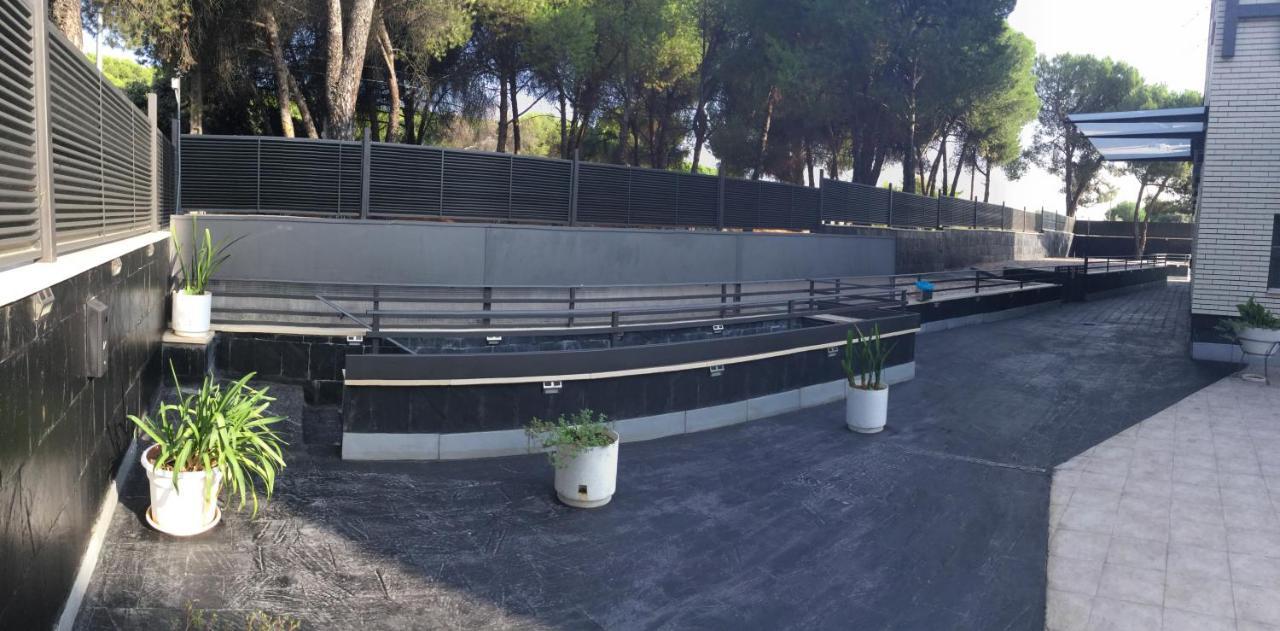 H La Cabana Pozuelo de Alarcón Εξωτερικό φωτογραφία