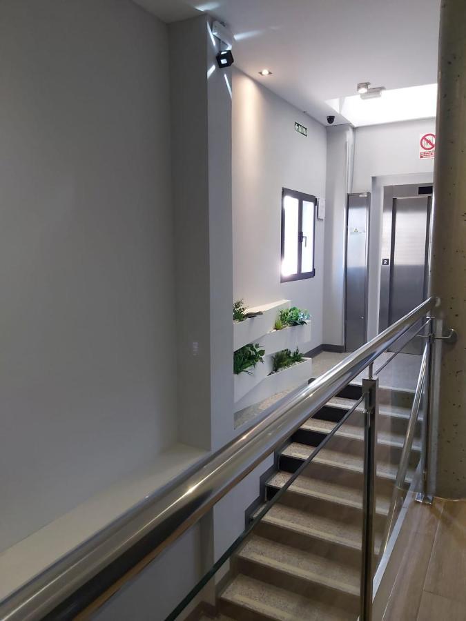 H La Cabana Pozuelo de Alarcón Εξωτερικό φωτογραφία